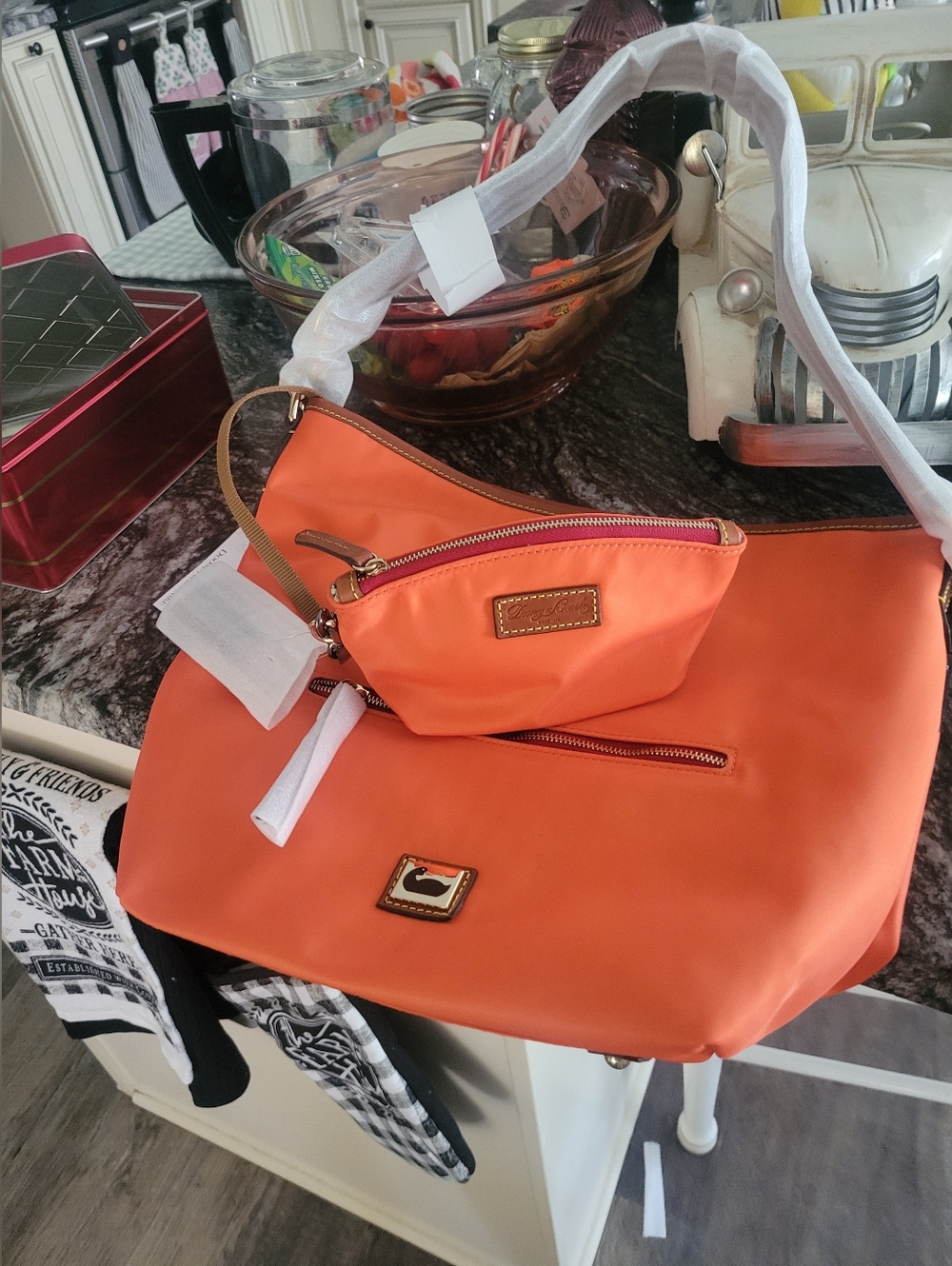 D&B Wayfarer Nylon Hobo Bag w/accessories NWT